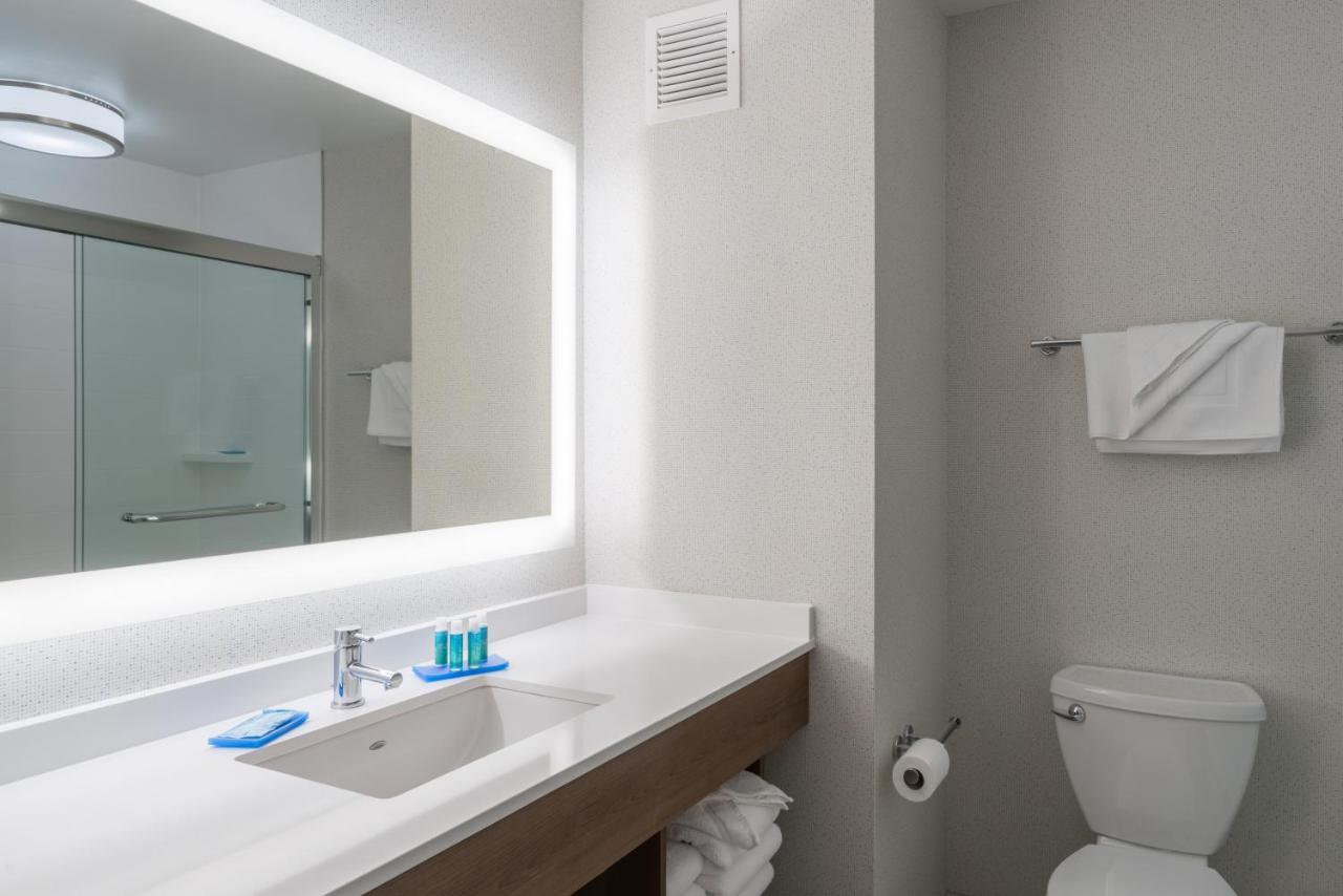 Holiday Inn Express Radcliff Fort Knox By Ihg Exteriör bild