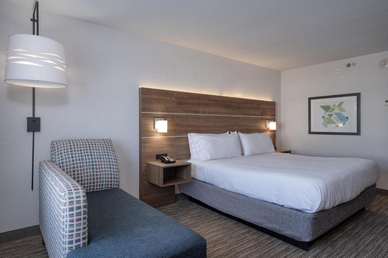 Holiday Inn Express Radcliff Fort Knox By Ihg Exteriör bild