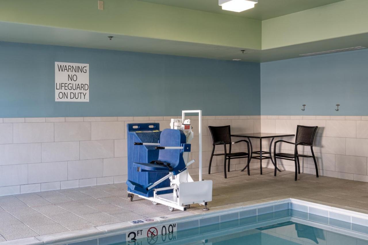 Holiday Inn Express Radcliff Fort Knox By Ihg Exteriör bild