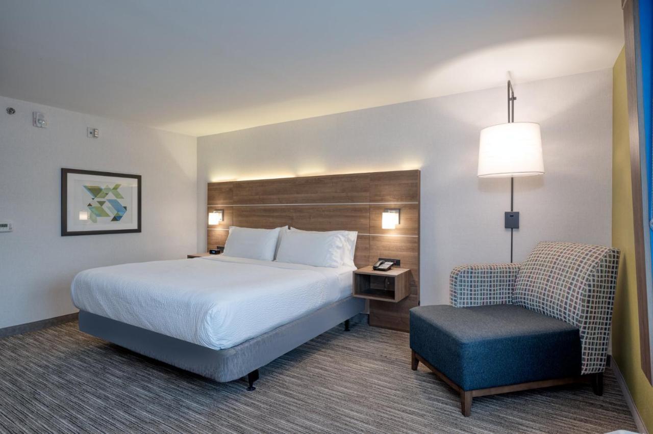 Holiday Inn Express Radcliff Fort Knox By Ihg Exteriör bild