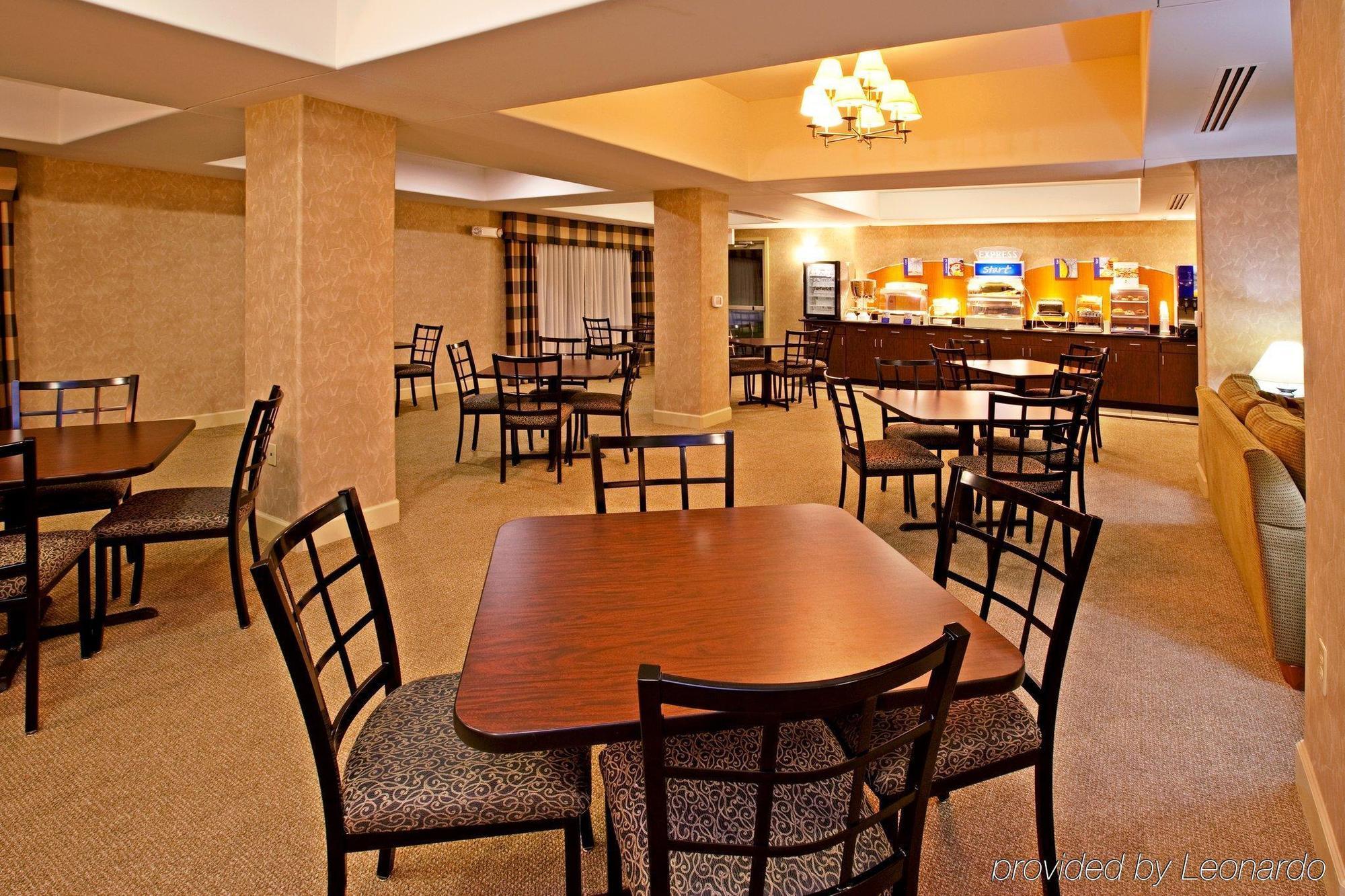 Holiday Inn Express Radcliff Fort Knox By Ihg Exteriör bild